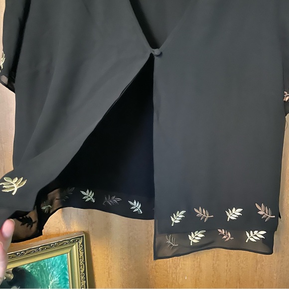 Studio I Sheer Short Sleeve Black Blazer with Embroidered Leaves - Picture 7 of 9